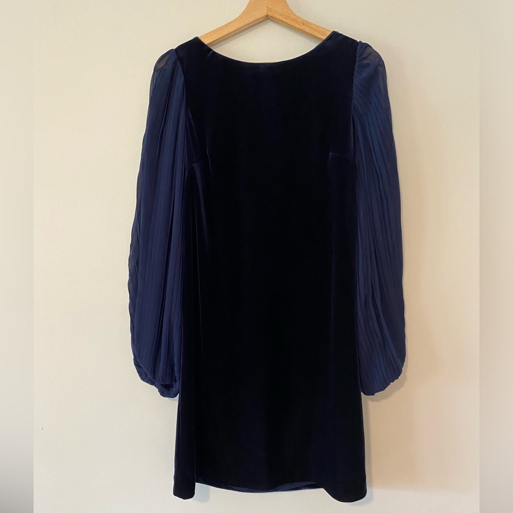 Eliza J Blue velvet dress size 8